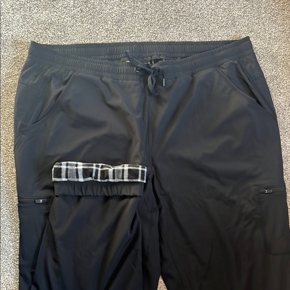 Women’s Eddie Bauer Polar Fleece Joggers - Picture 2 of 4